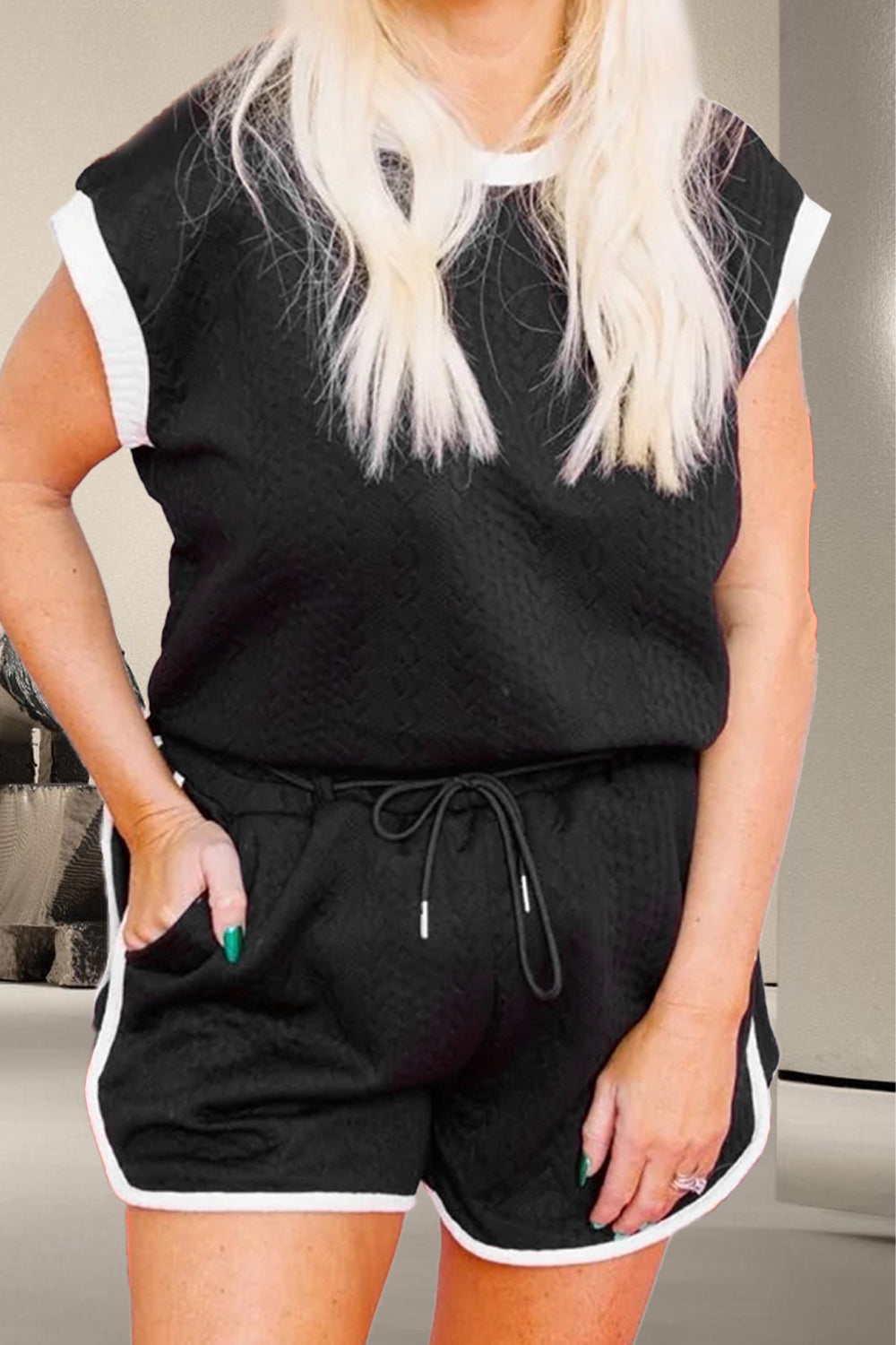 Terran Contrast Trim Round Neck Top and Shorts Set