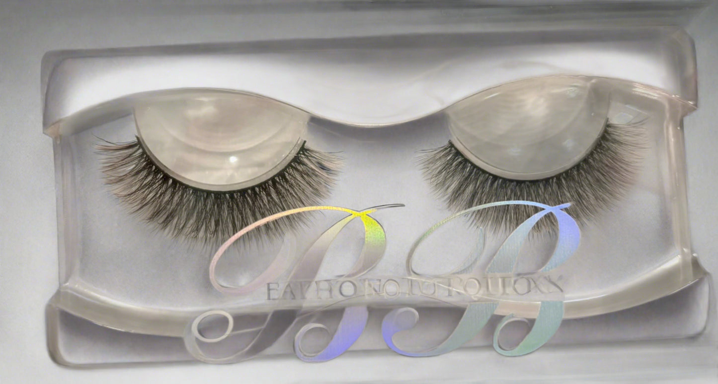 "Missy Mrs" Priss Faux Mink Eyelashes - Hypoallergenic