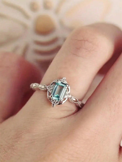 "Queen of Elegance" Blue Cubic Zirconia Ring