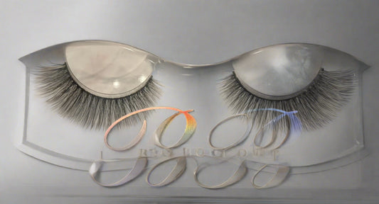 "Silky Moonlight" Smooth Faux Mink Eyelashes - Hypoallergenic