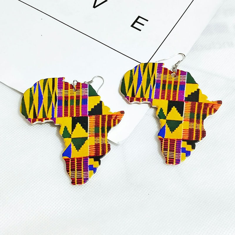 "Show Me Love" Wooden Africa Heart Earrings - Lillian Channelle Boutique