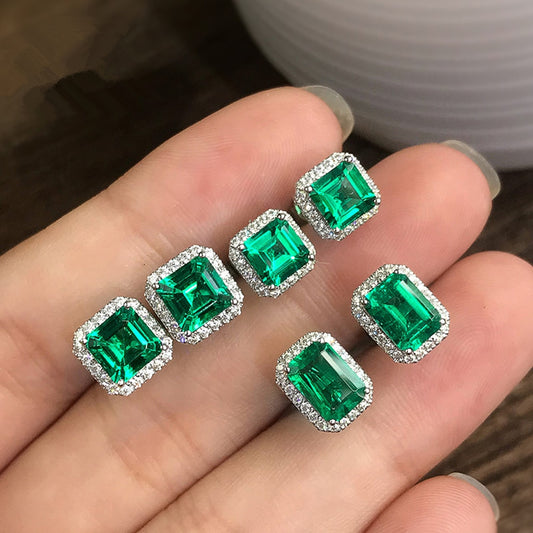 "Feeling Gorgeous" Emerald Green Studs - Lillian Channelle Boutique